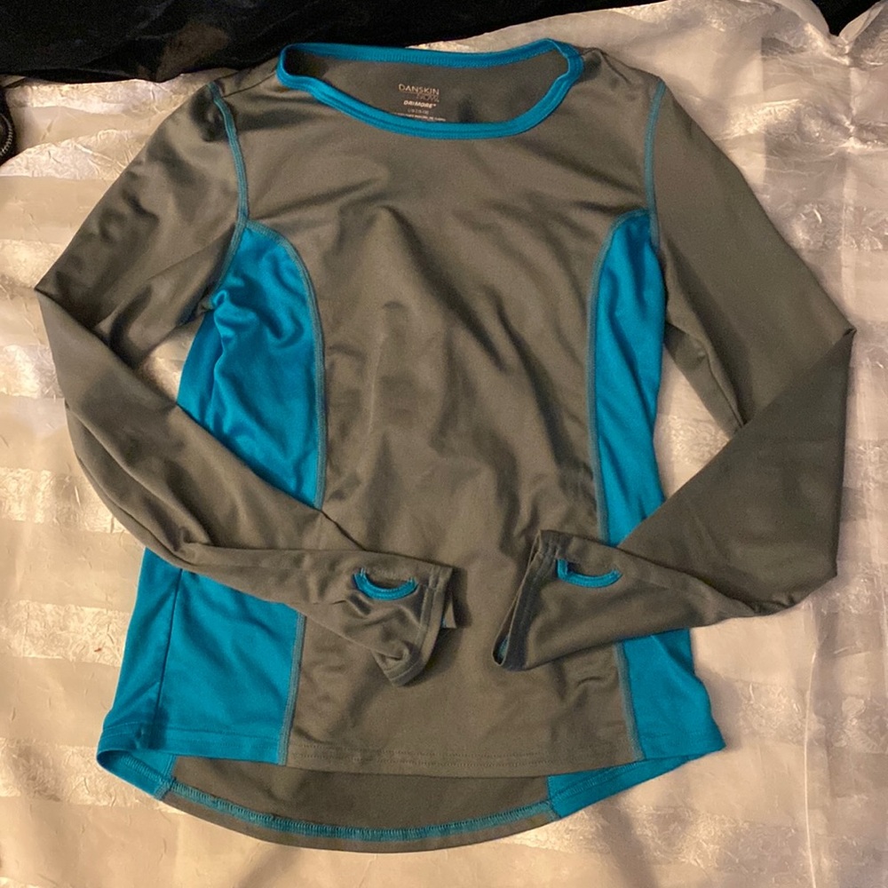 Danskin Now Girls Long Sleeve Athletic Top in Gray and Teal